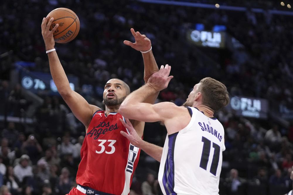 我们更加明 我们更加明