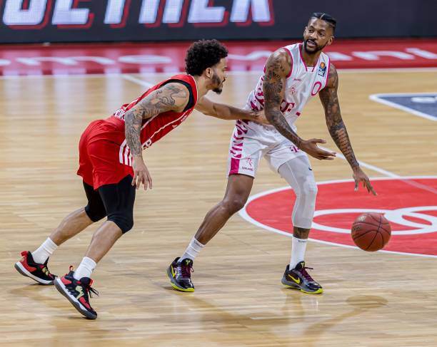 入对方禁区 入对方禁区