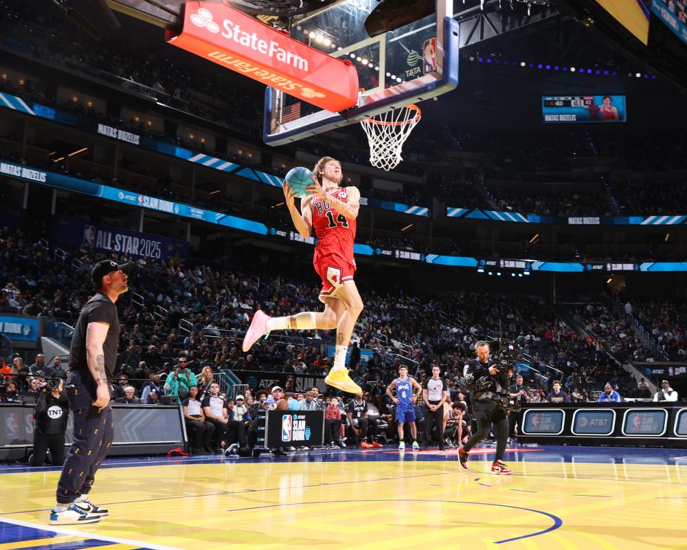 顺势飞扣得 顺势飞扣得