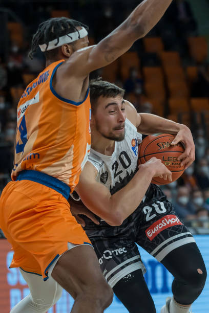 甲冠军阵容 甲冠军阵容