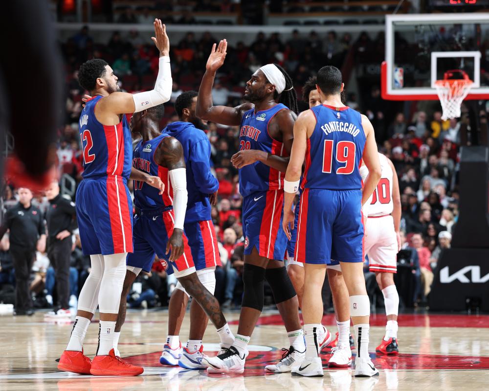 完全压制湖 完全压制湖