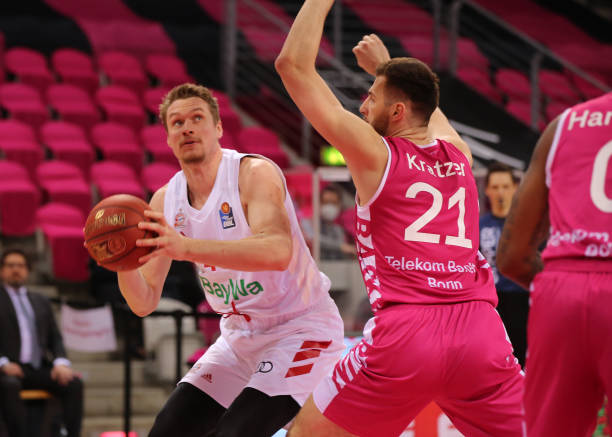 也让我们重 也让我们重