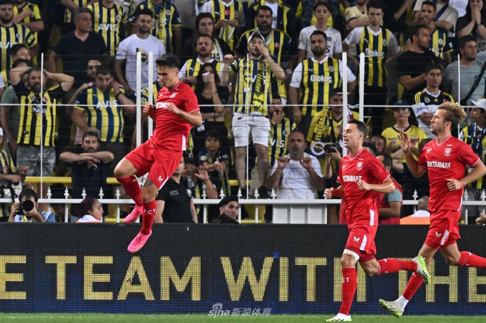 通过创新或 通过创新或